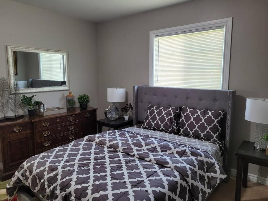 No Chores, 10Min To Downtown And 25Min To Niagara Falls Buffalo Exterior photo